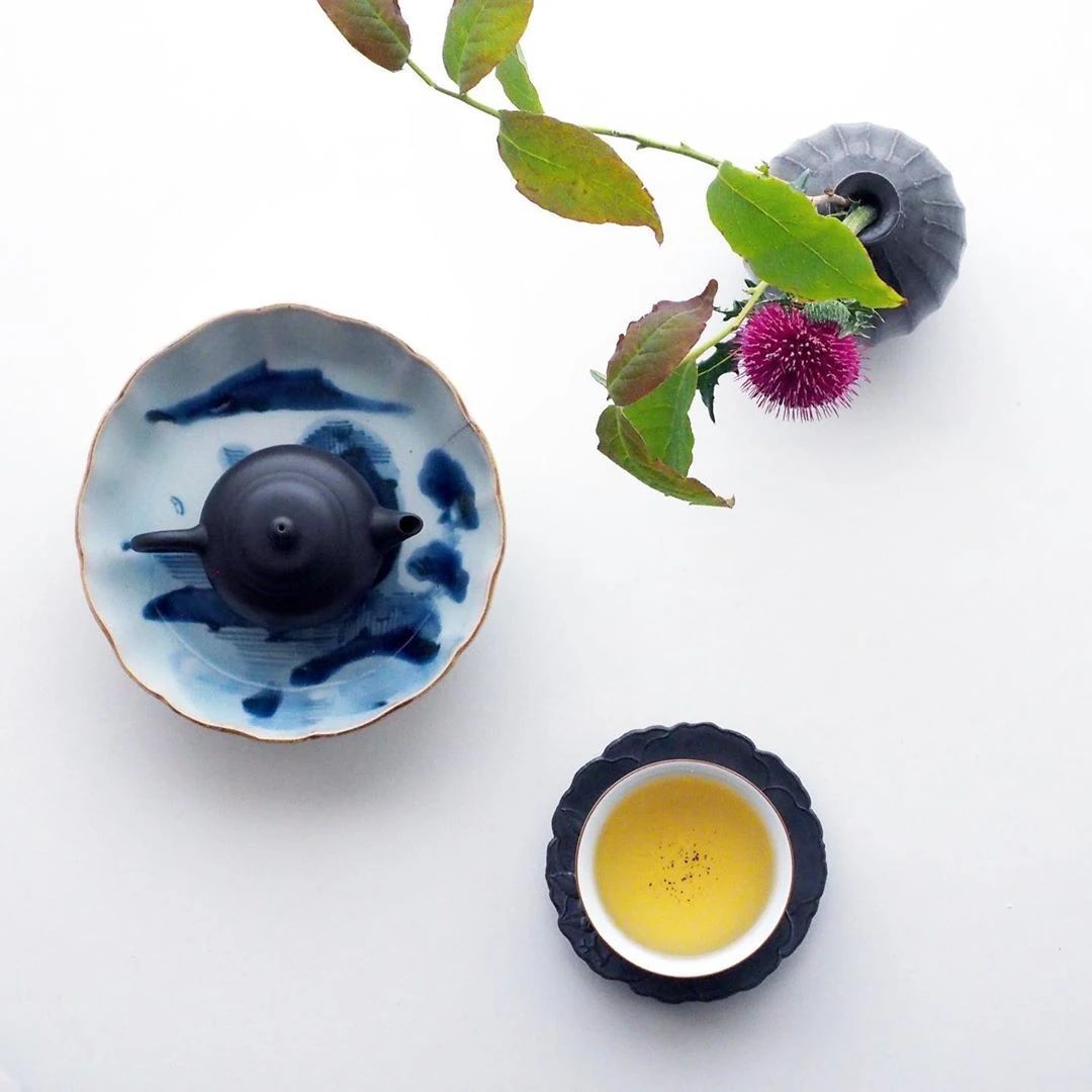 上一壺茶，插幾枝花(圖4)