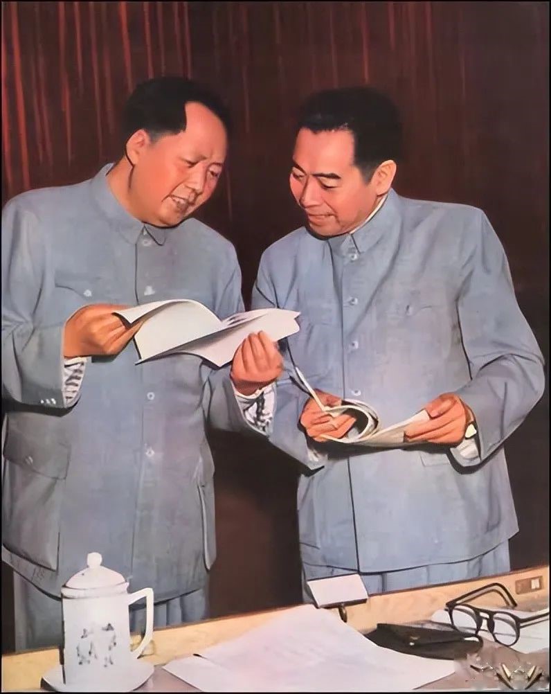毛主席剛到北京一個(gè)月，傅作義警衛(wèi)團(tuán)密謀兵變，聶榮臻倒吸口涼氣(圖6)