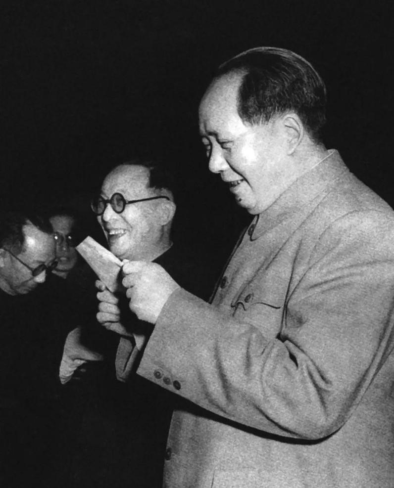 1965年國共第三次和談在即，蔣介石提出六個要求，毛主席：同意(圖7)