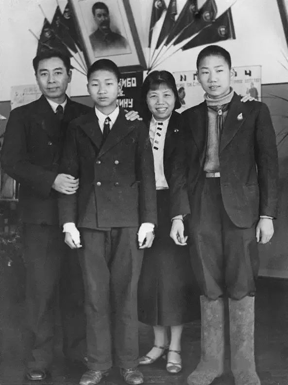 毛主席極其罕見、珍貴的絕版照片(圖33)