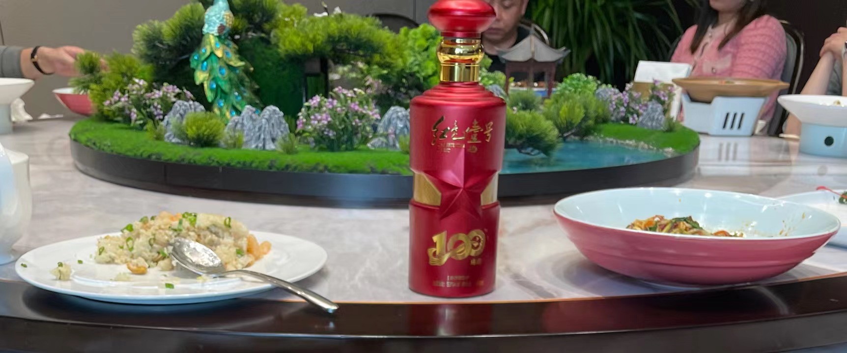 04268e1008fa0556c77e5302b576d91.jpg 在長白山下品味紅色壹號酒之美(圖6)