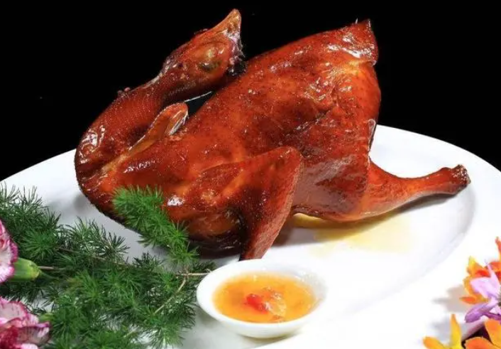 28位同學(xué)北京相聚，點(diǎn)了28道美食和12瓶茅臺，結(jié)賬時(shí)呆若木雞(圖4)