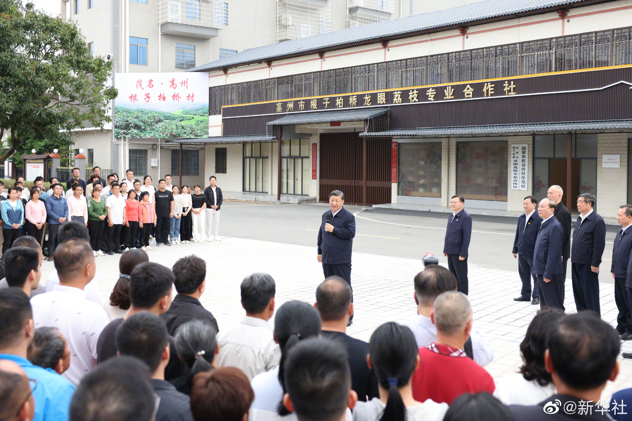 361d5175abe7aaeb3bd8a04bb51b0873.jpg 習(xí)近平:農(nóng)村特色產(chǎn)業(yè)前景廣闊(圖3)