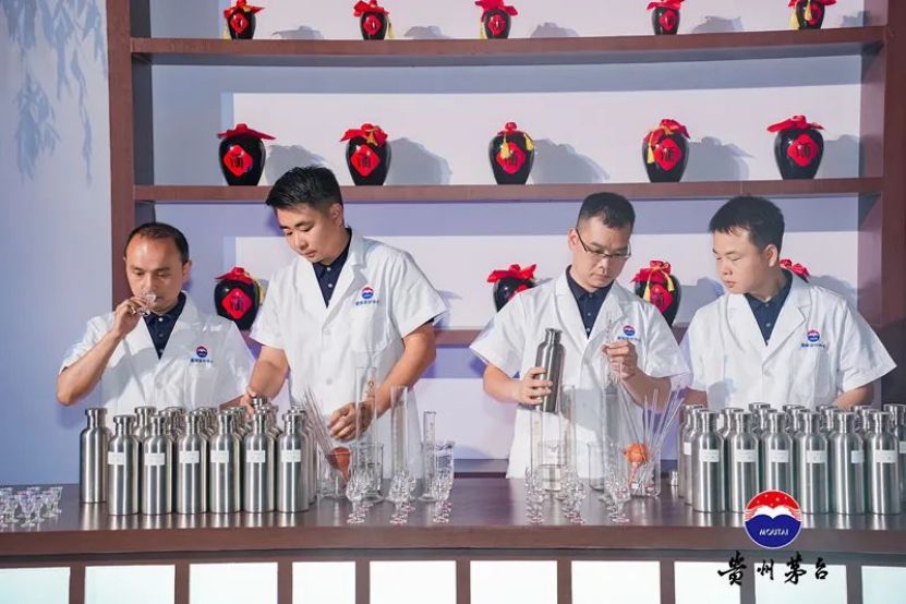 貴州茅臺(tái)酒二十四節(jié)氣夏系列文化產(chǎn)品正式發(fā)布(圖4)