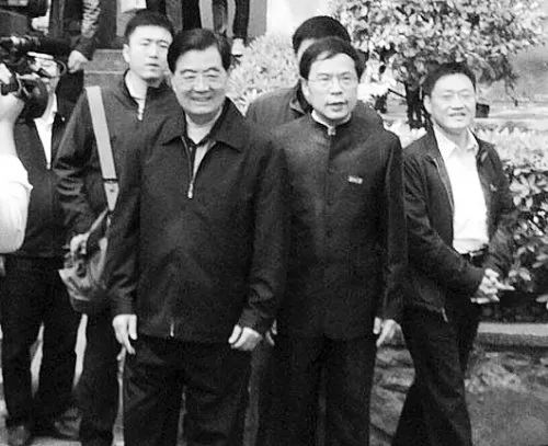胡錦濤的退休生活2.jpg 胡錦濤的退休生活(圖3)