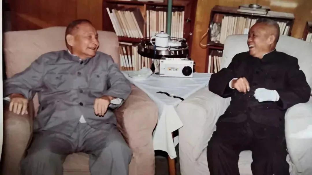羅榮桓想讓韓先楚到空軍中任職，韓先楚：老首長(zhǎng)，你不了解我呀(圖2)