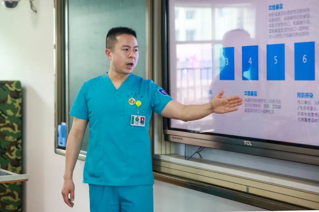 貴州武警1.jpg 傾情服務(wù)官兵 全力保障打贏(圖2)