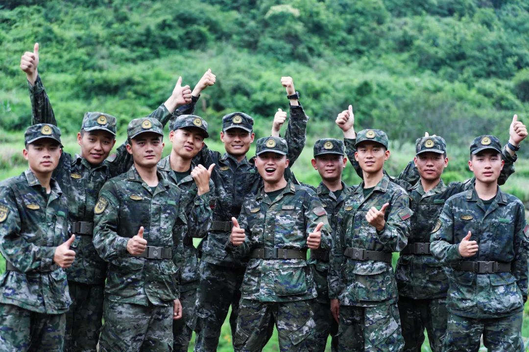 640 (97).jpg 組圖:直擊新兵徒步行軍訓(xùn)練(圖6)