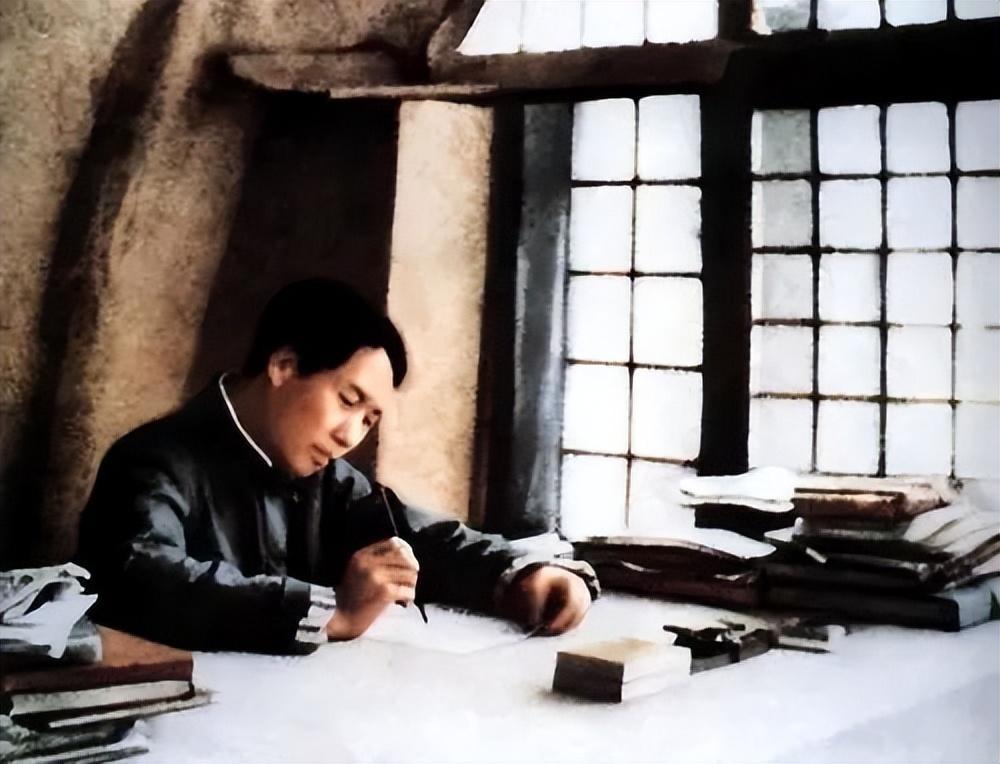 潛伏在主席身邊的特務(wù)，因一根煙而暴露身份，主席：他有問題！(圖4)