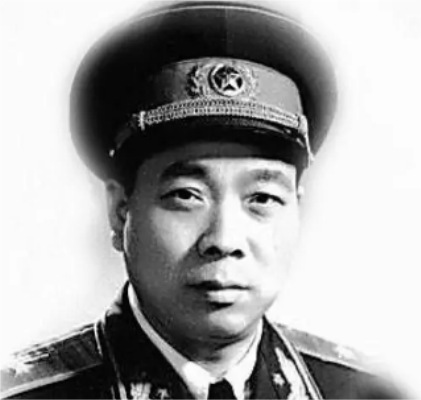 79年衛(wèi)戍區(qū)司令對(duì)許世友說(shuō)：若不是你抗命相幫，我會(huì)留下終身遺憾(圖3)