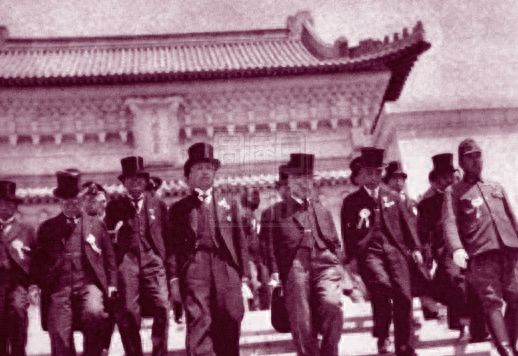 陳賡向毛主席介紹國民黨中將：這我兄弟，主席：你知我是他什么人(圖11)