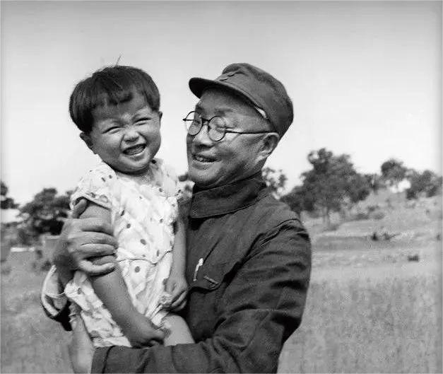 劉伯承元帥逝世37周年（1986年10月7日）回顧劉伯承元帥逝世，臨終曾言：我是死也不瞑目，原因讓人淚目。(圖2)