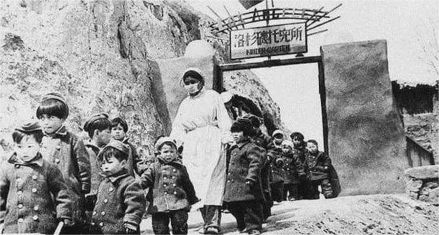 劉伯承元帥逝世37周年（1986年10月7日）回顧劉伯承元帥逝世，臨終曾言：我是死也不瞑目，原因讓人淚目。(圖3)