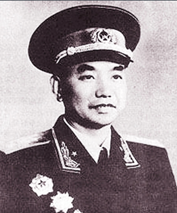 55年毛主席與徐立清談授銜問題：我準備和蕭克談一下，讓他帶個頭(圖1)