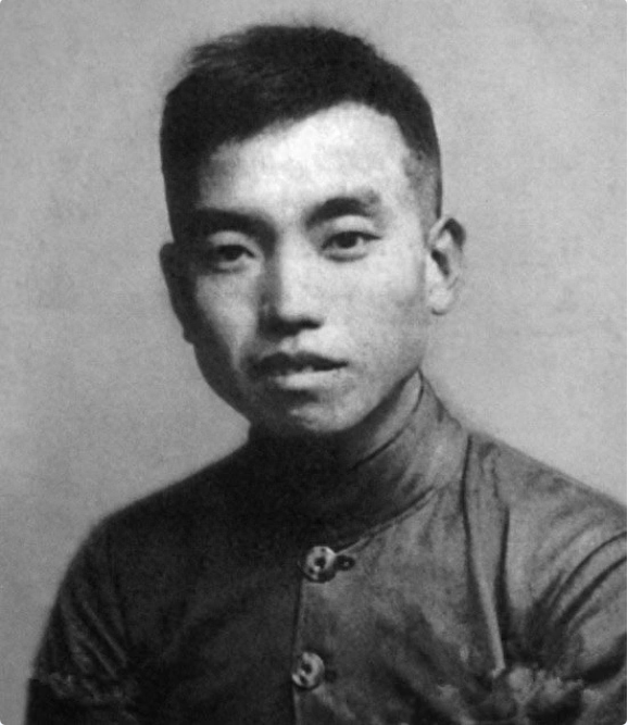 55年毛主席與徐立清談授銜問題：我準備和蕭克談一下，讓他帶個頭(圖2)