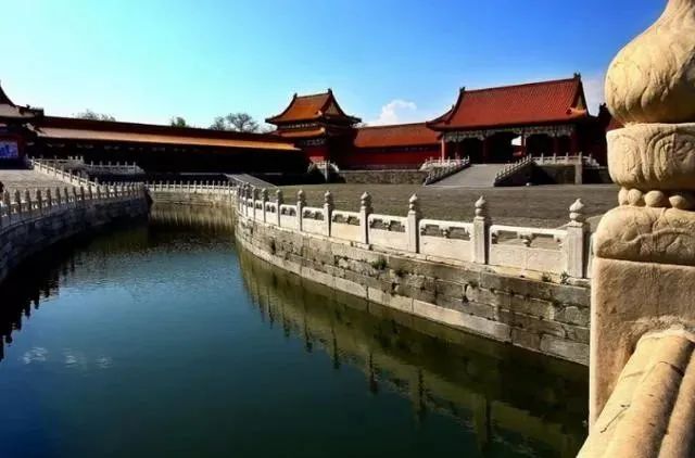 北京龍脈的龍穴位置，在故宮一座不起眼的小殿里(圖5)