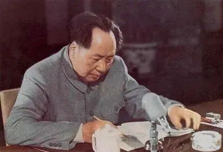 世上僅存的毛主席畫作，比起書法如何？(圖1)
