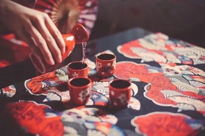 人生無處不喝酒(圖1)