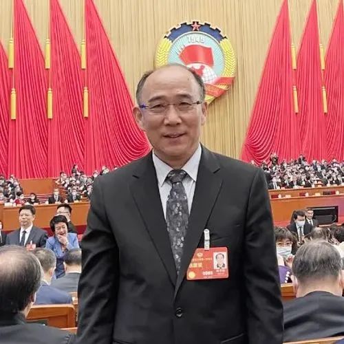 全國政協(xié)委員劉學(xué)?。和苿游幕睒s 擔(dān)負(fù)新的文化使命(圖4)