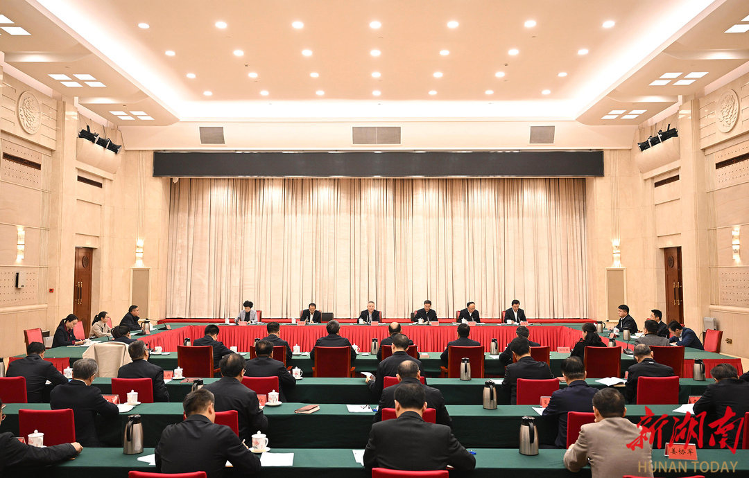 省委書記：讓基層干部少一些“為難”、多一些資源，“好事”多讓他們?nèi)プ觥ⅰ昂萌恕倍嘧屗麄內(nèi)ギ?圖1)