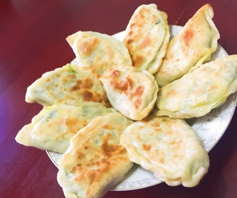 今天正月十一，俗話說(shuō)：“三樣不上桌，福氣不進(jìn)門”，早看早受益(圖3)
