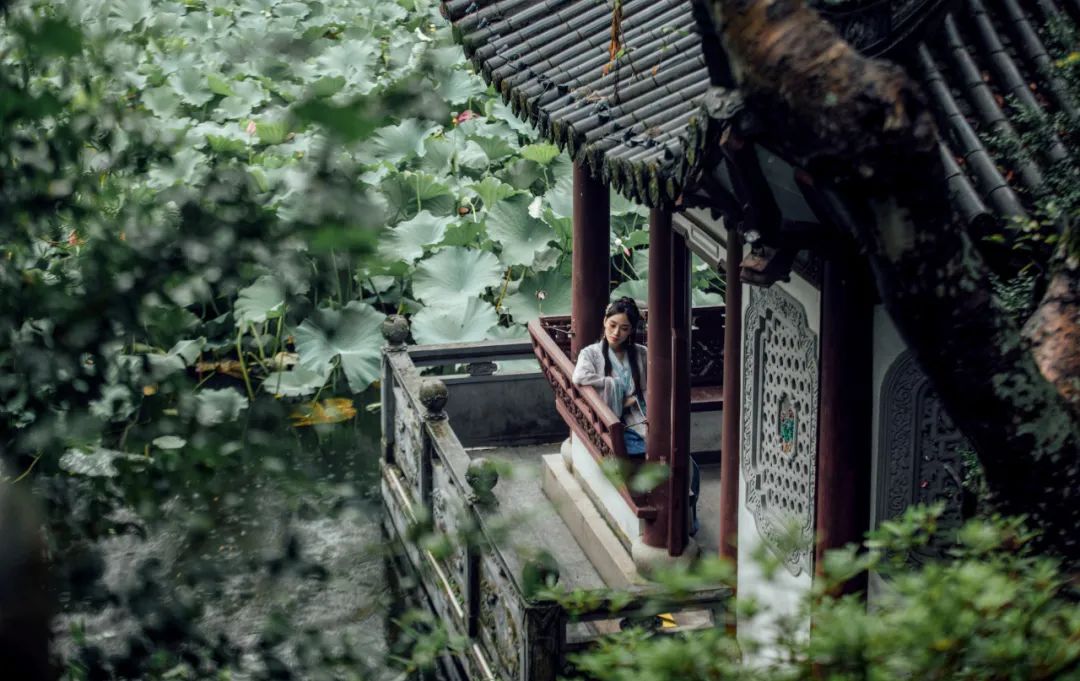 一年之計(jì)在于春，莫負(fù)春光莫負(fù)自身(圖1)