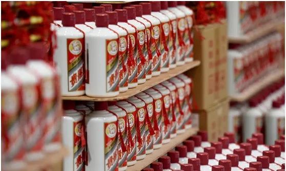 原箱茅臺(tái)酒為什么會(huì)比散瓶貴那么多？(圖4)