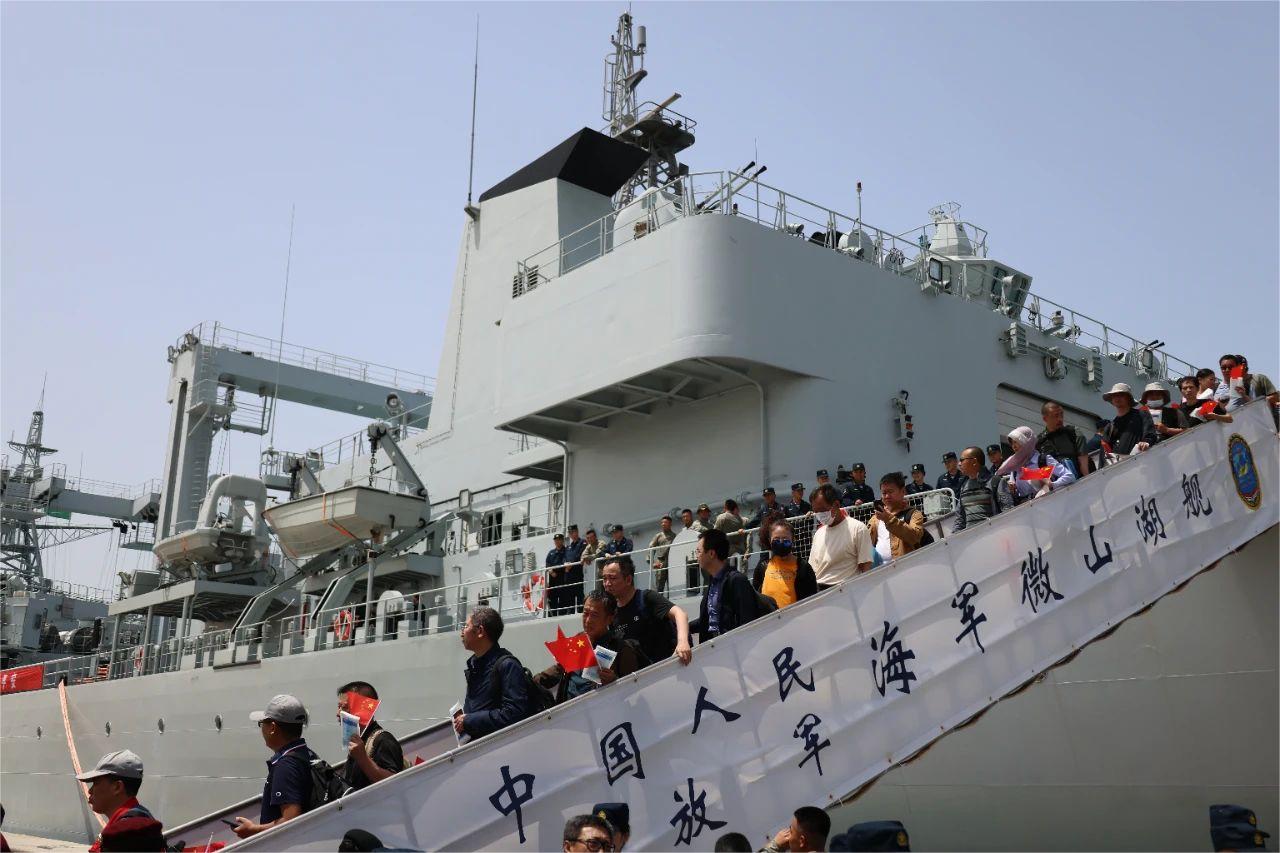人民海軍，生日快樂！(圖8)