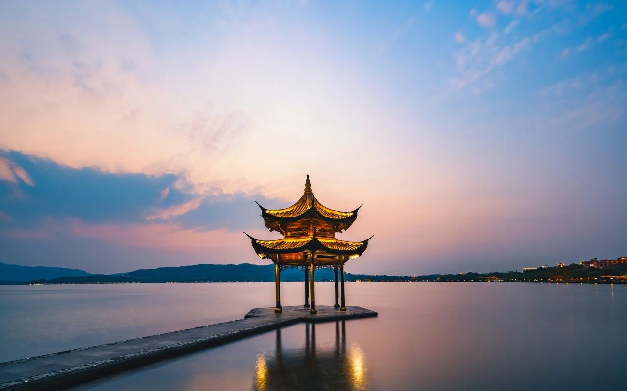 10首絕美詩詞，每一句詩都是一幅畫，詩情畫意，美到極致(圖3)