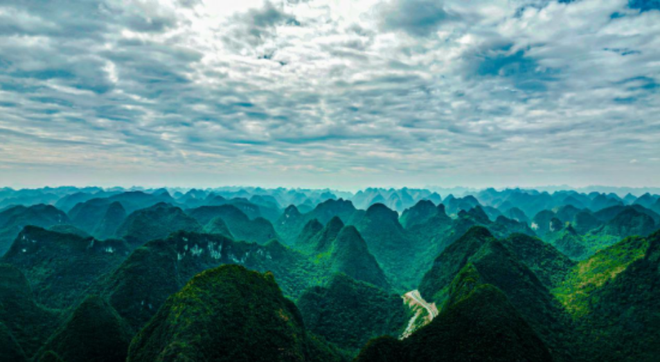 遍地“藍(lán)寶石”！廣西這里成為“五一”最受歡迎的小眾旅游目的地(圖37)