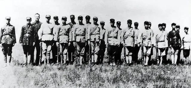 強(qiáng)渡大渡河勝利89周年（1935年5月24日，）18勇士，55年全軍授銜，級別最高的一位是什么軍銜？(圖7)