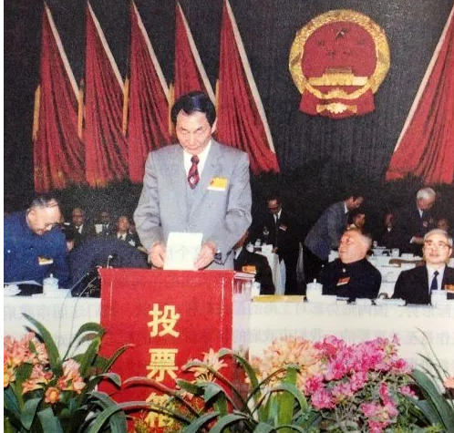 重溫朱镕基1988年參選上海市長演講（與江書記互動談笑風(fēng)生(圖1)