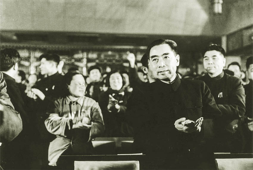 殫精竭慮，周恩來為恢復(fù)全國高考奠定的基礎(chǔ)(圖1)