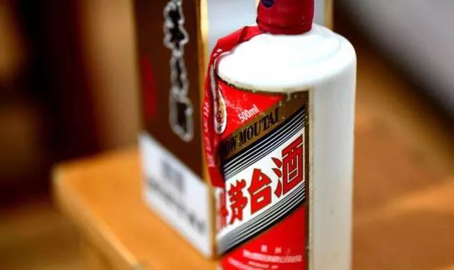 茅臺價格大動蕩，對酒業(yè)有何影響？該不該恐慌？(圖1)