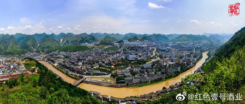 茅臺(tái)原產(chǎn)地全景.jpg 如何看待在變革中發(fā)展的白酒產(chǎn)業(yè)(圖3)