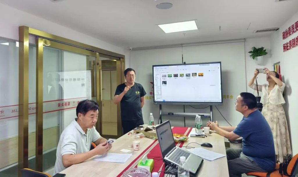 湖南省政法系統(tǒng)第33屆書畫詩詞攝影作品展評審工作圓滿結束(圖5)