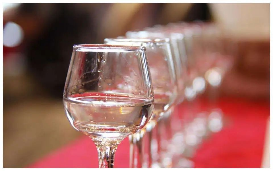 中國白酒的微量香味成分：探秘酒香之源(圖2)