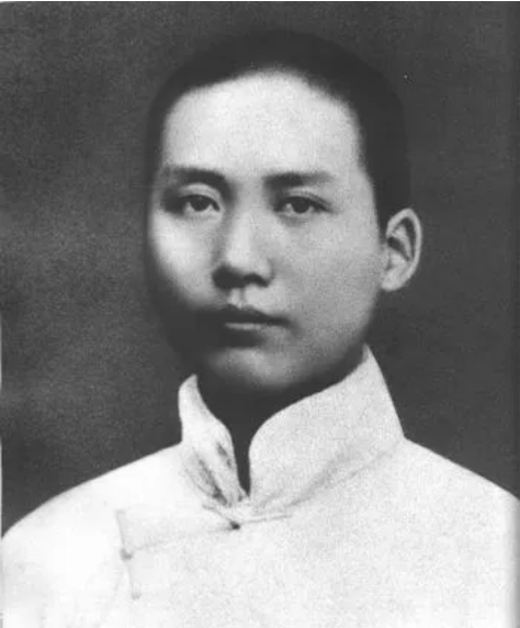 毛主席逝世48周年｜四首毛主席詩(shī)詞，至情至性，說(shuō)透了偉人的一生(圖2)