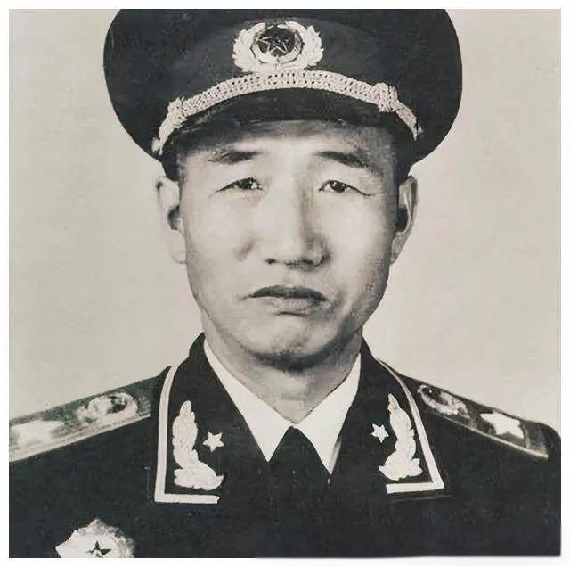 徐向前.jpg 徐向前元帥誕辰紀念日(1901年11月8日—1990年9月21日)(圖1)
