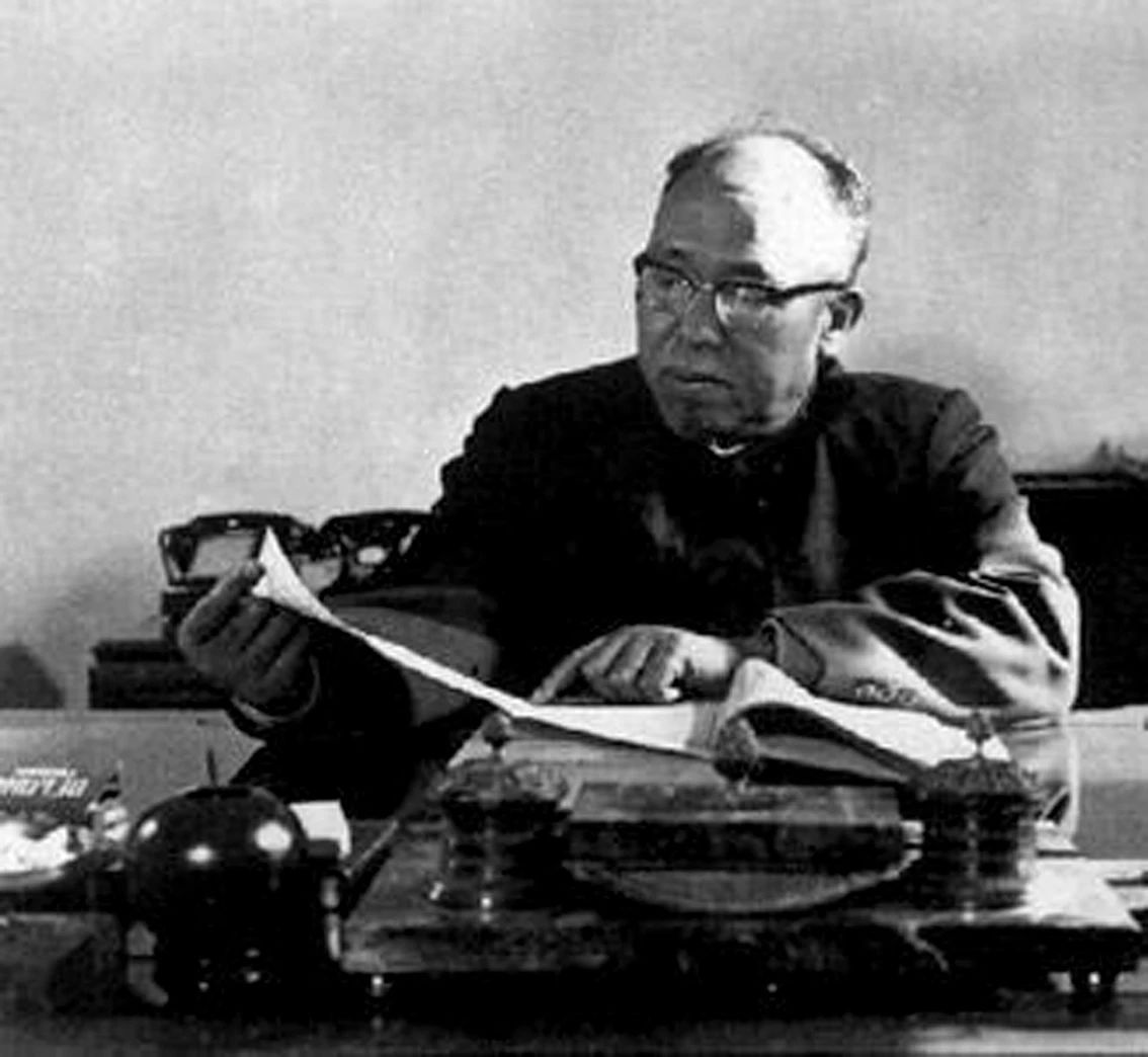 羅榮桓：唯一政工出身的元帥，山東敵后戰(zhàn)場(chǎng)獨(dú)當(dāng)一面，溘然長(zhǎng)逝毛主席悲書“國(guó)有疑難可問(wèn)誰(shuí)”(圖7)