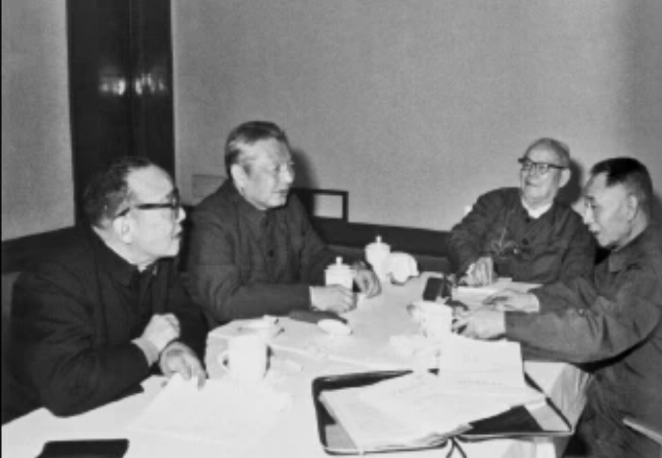 “英雄一世，坎坷一生”的習(xí)仲勛(圖6)