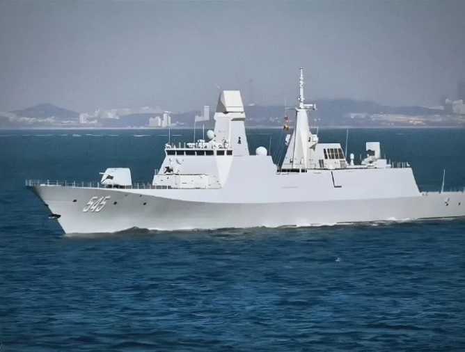 漯河艦，入列！(圖2)