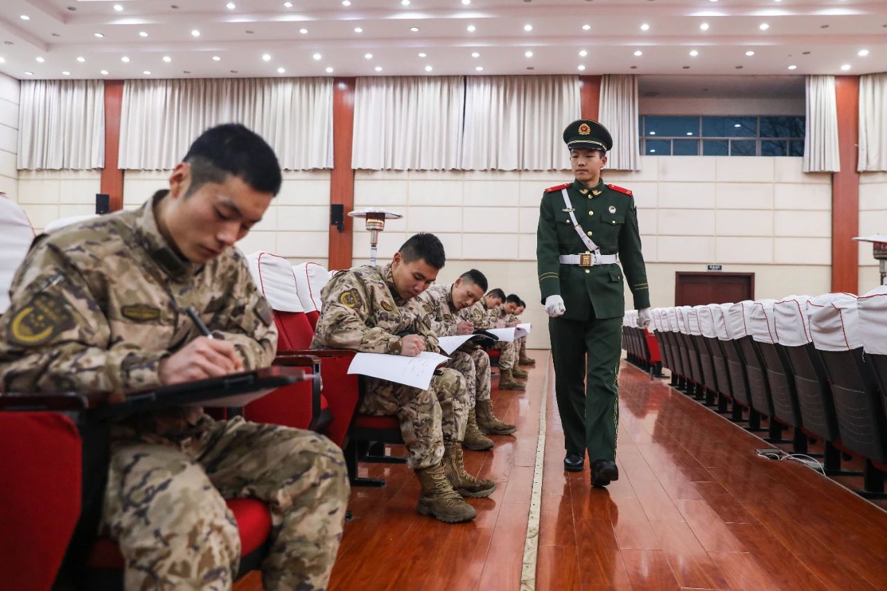 春季警士選晉丨過關(guān)斬將 全力沖刺(圖7) 春季警士選晉丨過關(guān)斬將 全力沖刺(圖7)