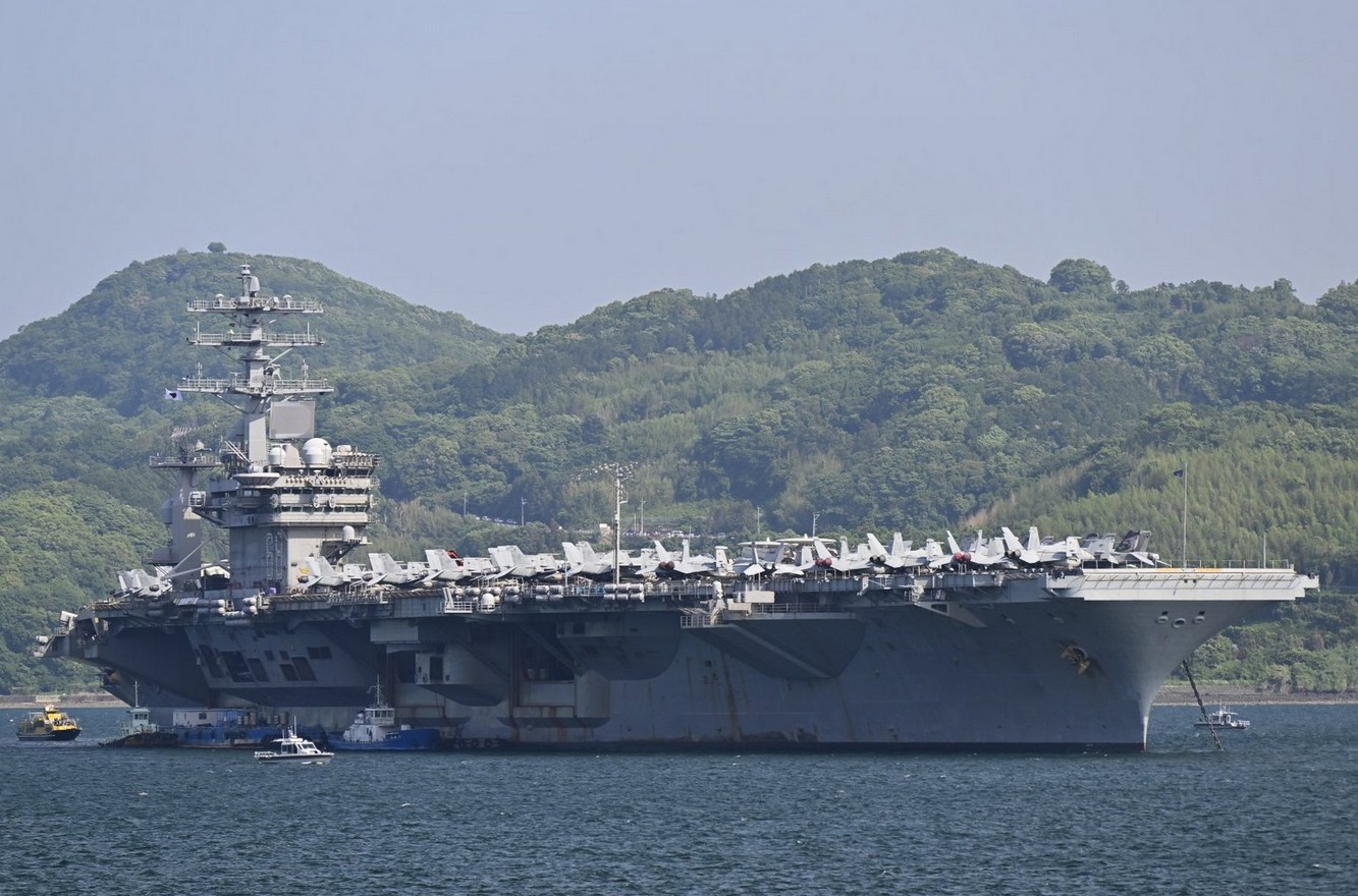 美軍“尼米茲”號航母明年將進(jìn)入退役流程(圖7) 美軍“尼米茲”號航母明年將進(jìn)入退役流程(圖7)