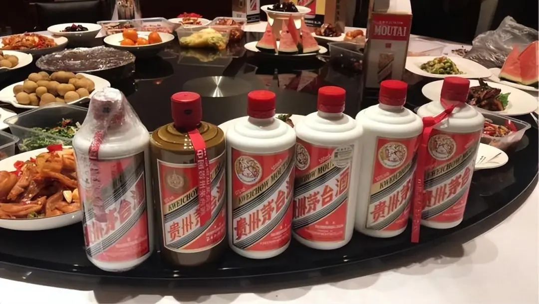 越是經(jīng)濟不好的時候，越要鼓勵喝酒(圖4)