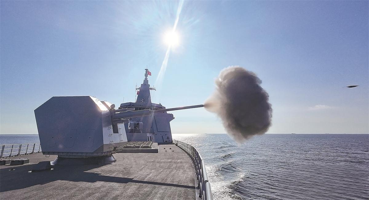 海軍某支隊艦艇海上多科目訓練掠影(圖2)