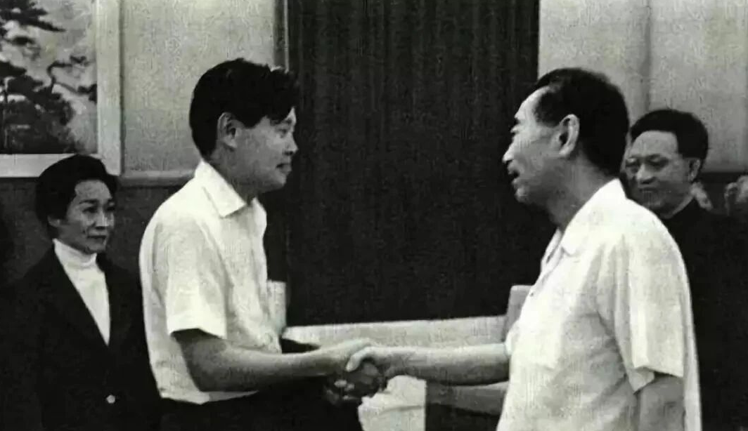 為有犧牲多壯志，敢教日月?lián)Q新天——楊振寧談新中國之行印象(圖8)