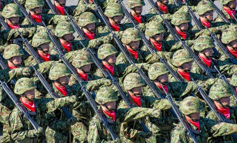 “大佐”回來了？日本擬恢復(fù)舊日軍軍銜，中國抗戰(zhàn)記憶被觸動了(圖2)