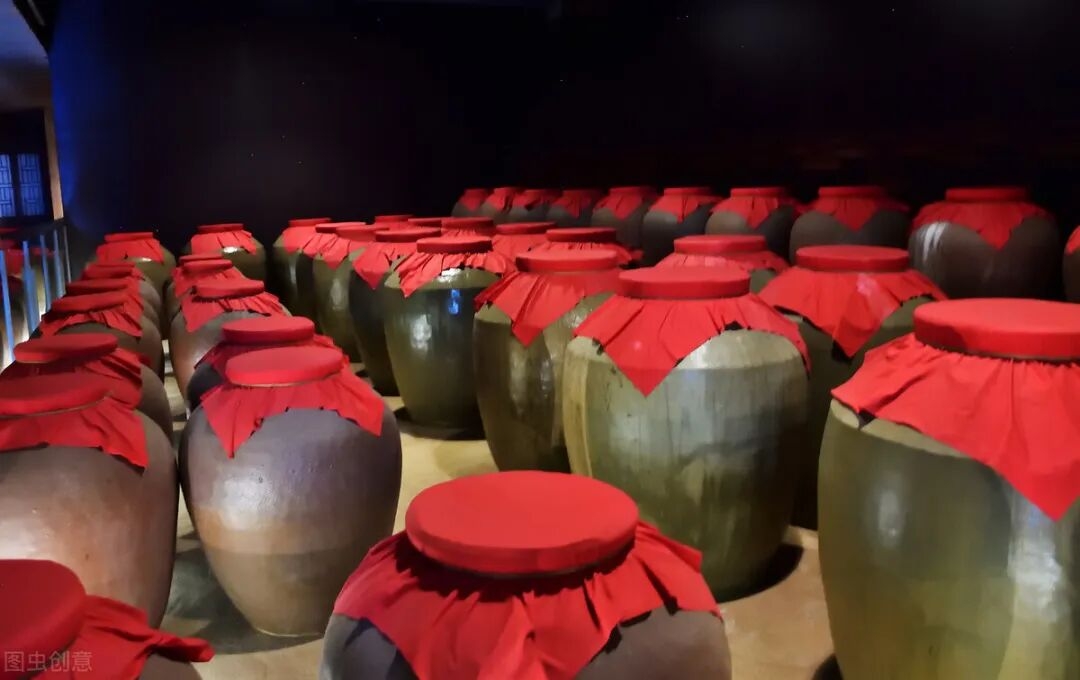 為什么醬酒必須存夠三年才能出廠？揭開時(shí)間與品質(zhì)的秘密(圖4)