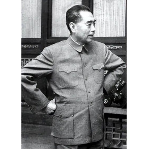 毛主席剛到北京一個月，傅作義警衛(wèi)團密謀兵變，聶榮臻倒吸口涼氣
